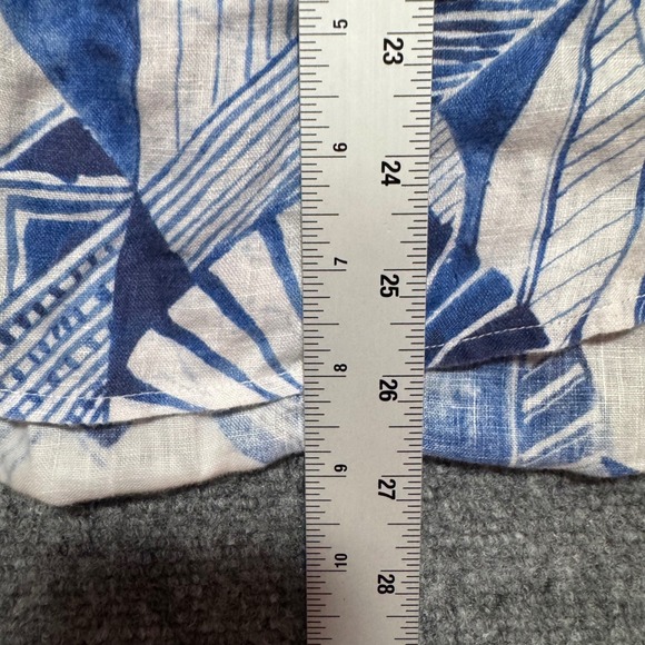 J McLaughlin Linen Small Abstract Print Button Up Shirt Top Blue White Floral - Picture 5 of 8